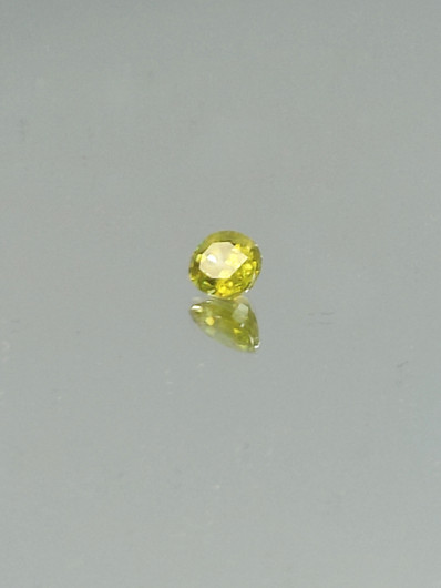 Sphene 1,1 ct oval