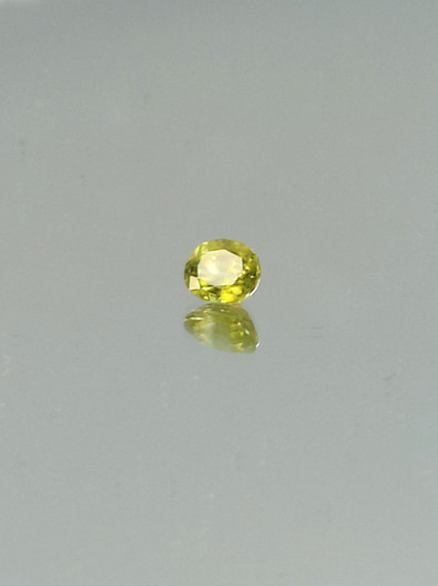 Sphene 1,1 ct oval