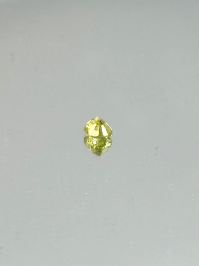Sphene 1,1 ct oval