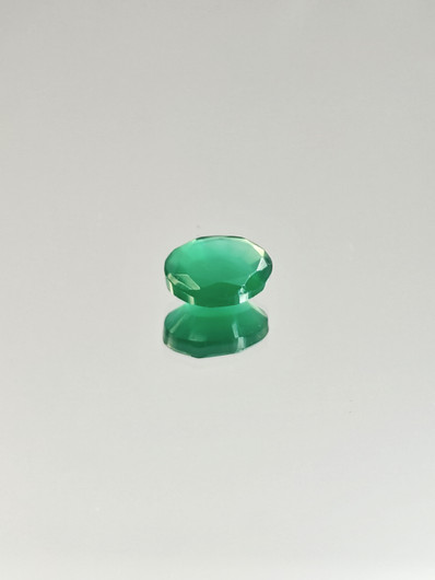 Agate 9 x 7 x 3 mm