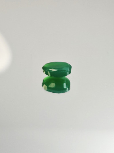 Agate 9 x 6 x 4 mm