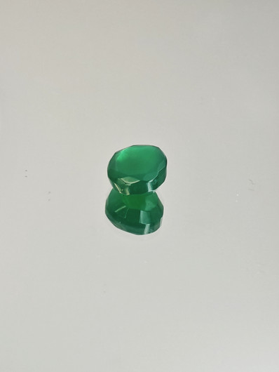 Agate 10 x 7 x 4 mm