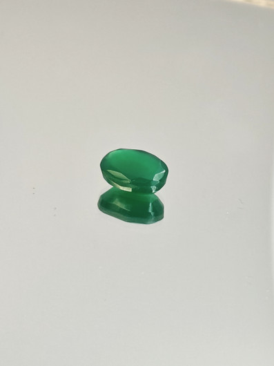 Agate 10 x 7 x 4 mm