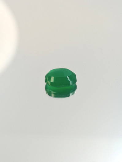 Agate 10 x 7 x 4 mm