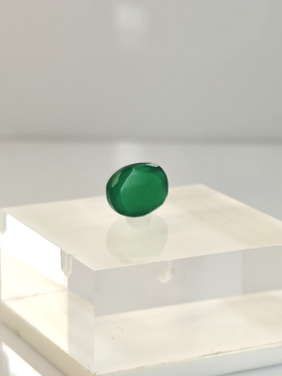 Agate 10 x 7 x 4 mm