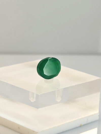 Agate 10 x 8 x 4 mm