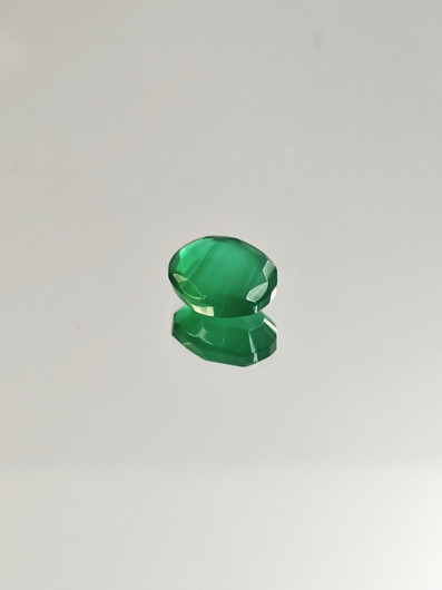 Agate 10 x 8 x 3 mm