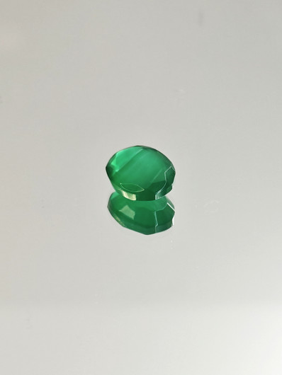 Agate 10 x 8 x 3 mm