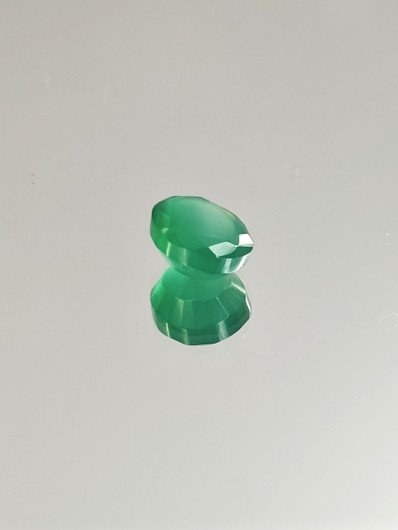 Agate 10 x 8 x 5 mm  