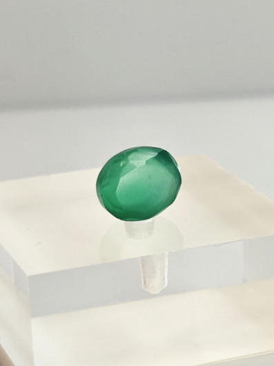Agate 10 x 8 x 5 mm  