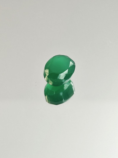 Agate 10 x 8 x 5 mm
