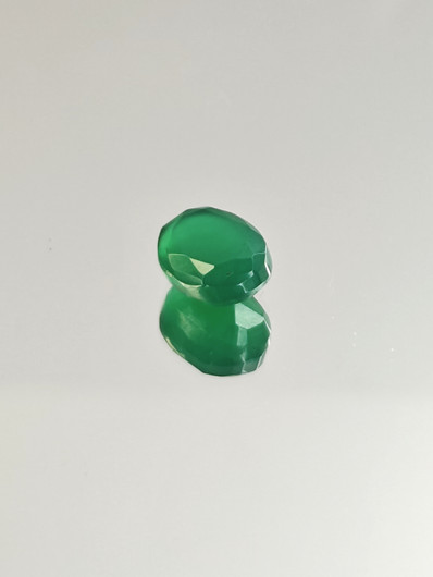 Agate 10 x 8 x 5 mm