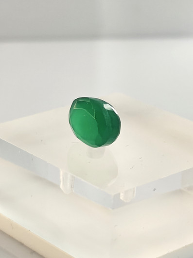 Agate 10 x 8 x 5 mm