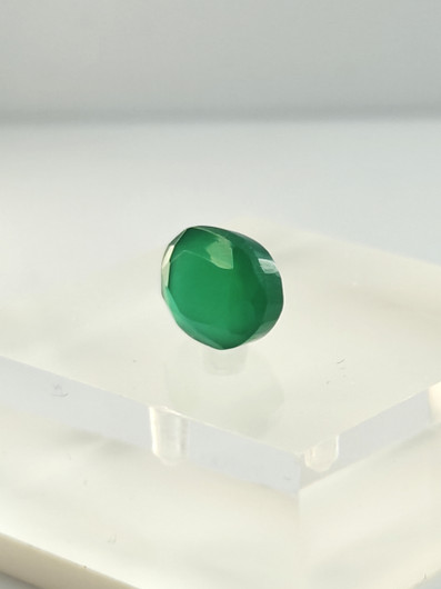 Agate 10 x 8 x 5 mm