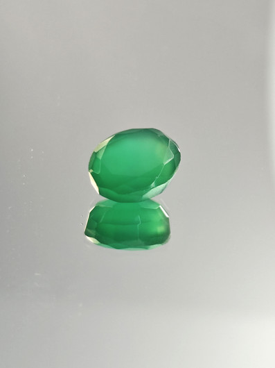 Agate 10 x 8 x 5 mm
