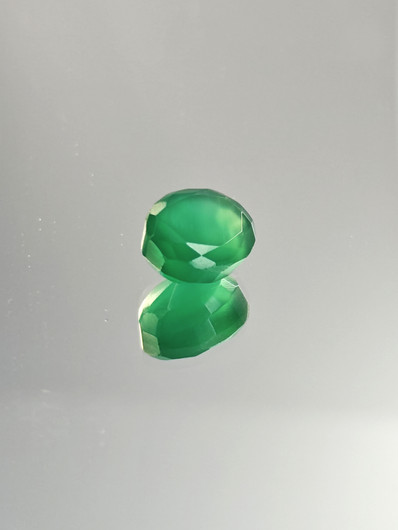 Agate 10 x 8 x 5 mm