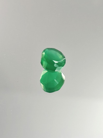 Agate 10 x 8 x 5 mm