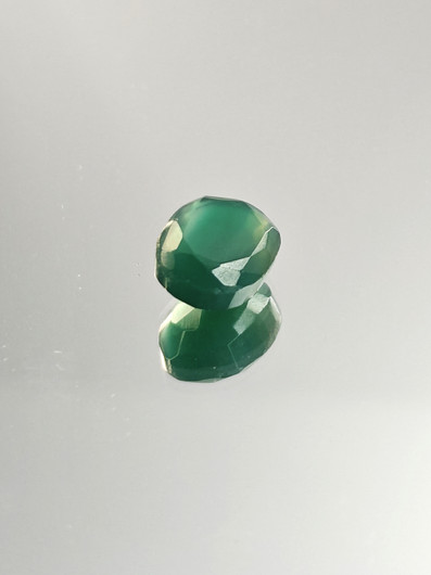 Agate 10 x 8 x 5 mm