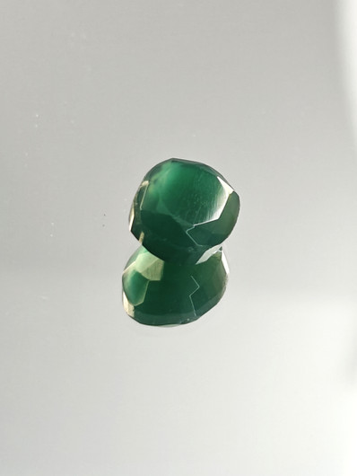 Agate 10 x 8 x 5 mm