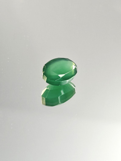 Agate 10 x 8 x 5 mm