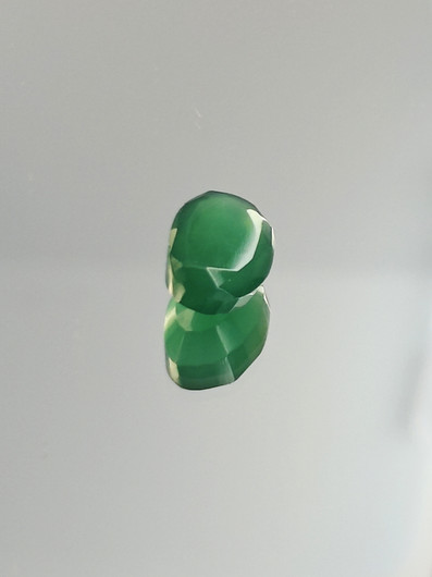 Agate 10 x 8 x 5 mm