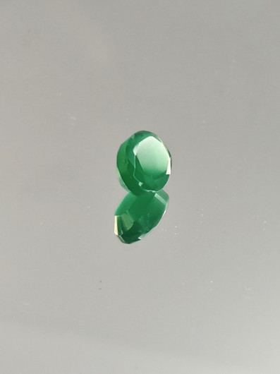 Agate 10 x 7 x 4 mm