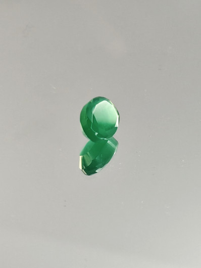 Agate 10 x 7 x 4 mm