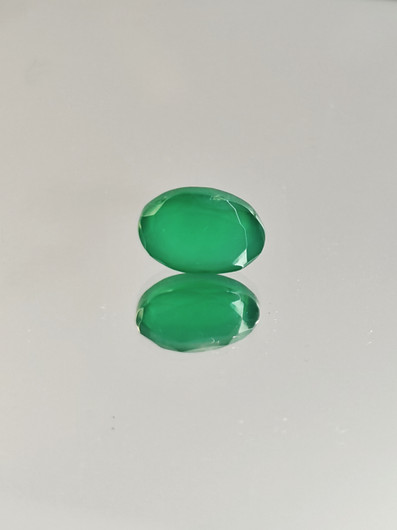 Agate 10 x 7 x 4 mm