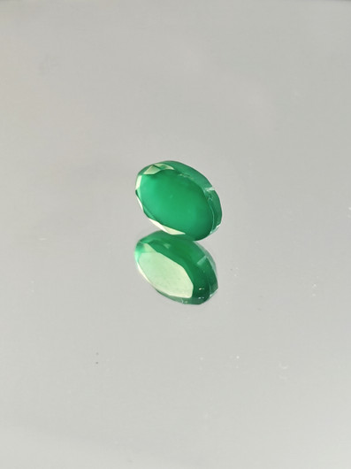 Agate 10 x 7 x 4 mm