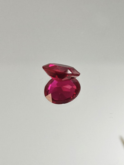 Ruby (synt.) 3,1 ct oval