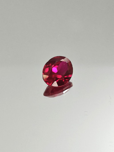 Ruby (synt.) 3,1 ct oval