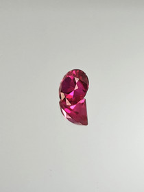 Rubiini (synt.) 1,4 ct pyöreä