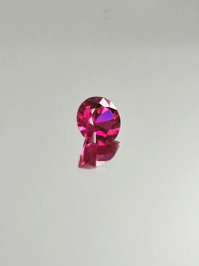 Rubiini (synt.) 1,4 ct pyöreä