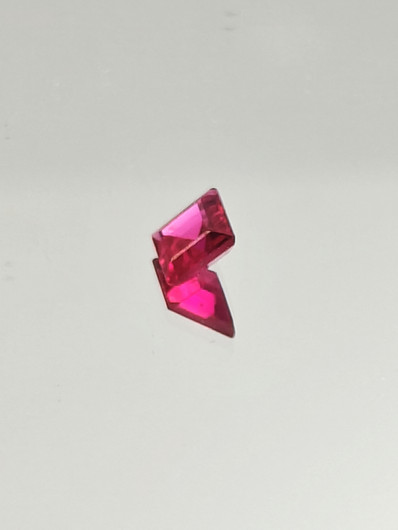 Ruby (synt.) 0,7 ct square