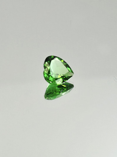 Moldaviitti (synt.) 3 ct sydän
