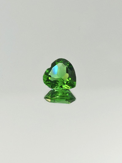 Moldaviitti (synt.) 3 ct sydän