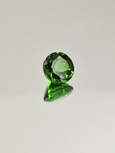 Moldaviitti (synt.) 3,8 ct pyöreä