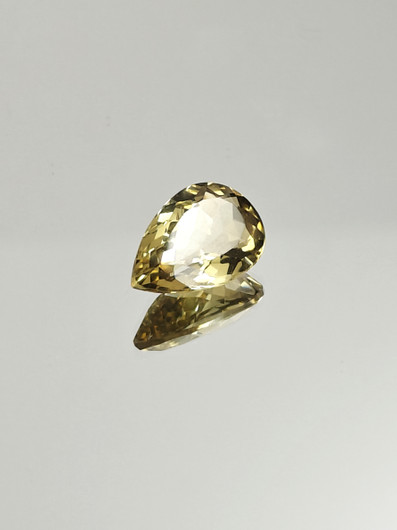 Citrine 5,4 ct, pear