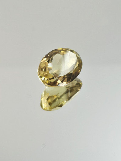 Citrine 23 ct, oval