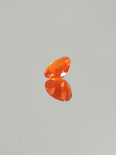 tuli Opaali 0,9 ct pyöreä