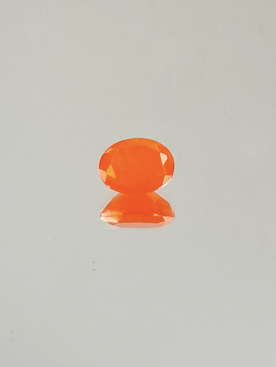 tuli Opaali 0,9 ct ovaali