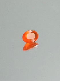 tuli Opaali 0,4 ct ovaali