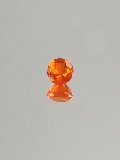 tuli Opaali 0,4 ct pyöreä