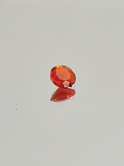tuli Opaali 0,2 ct pyöreä