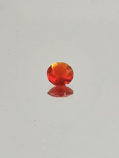 tuli Opaali 0,2 ct pyöreä