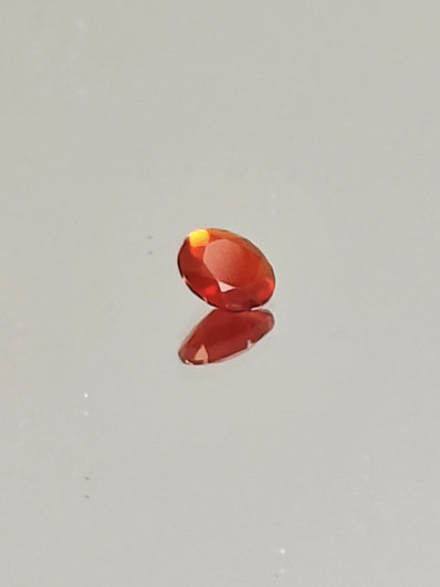 tuli Opaali 0,2 ct pyöreä