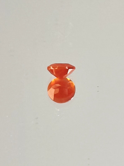 tuli Opaali 0,4 ct pyöreä