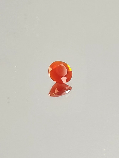 tuli Opaali 0,4 ct pyöreä