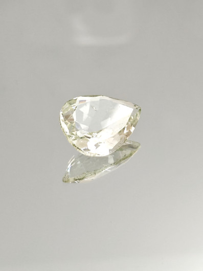 Kvartsi 14,3 ct, pisara