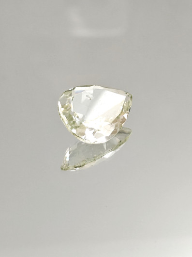 Kvartsi 14,3 ct, pisara